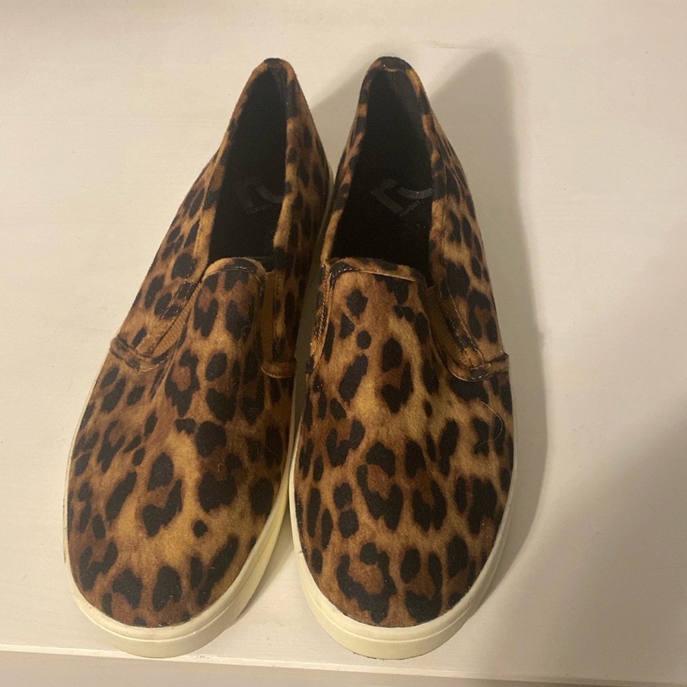 Leopard sneakers